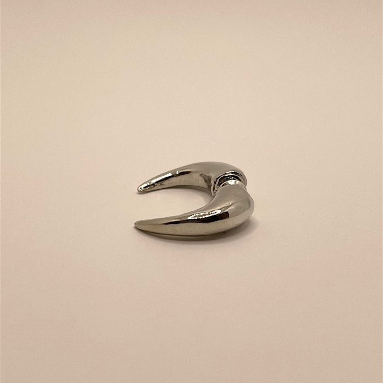 【CHRIS HABANA】HORN PIERCE