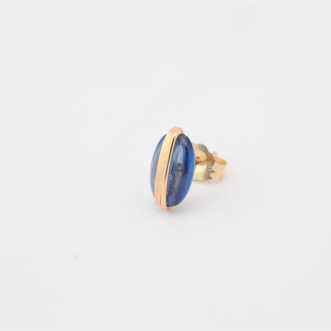 【Mary MacGil 】Kyanite PIERCE