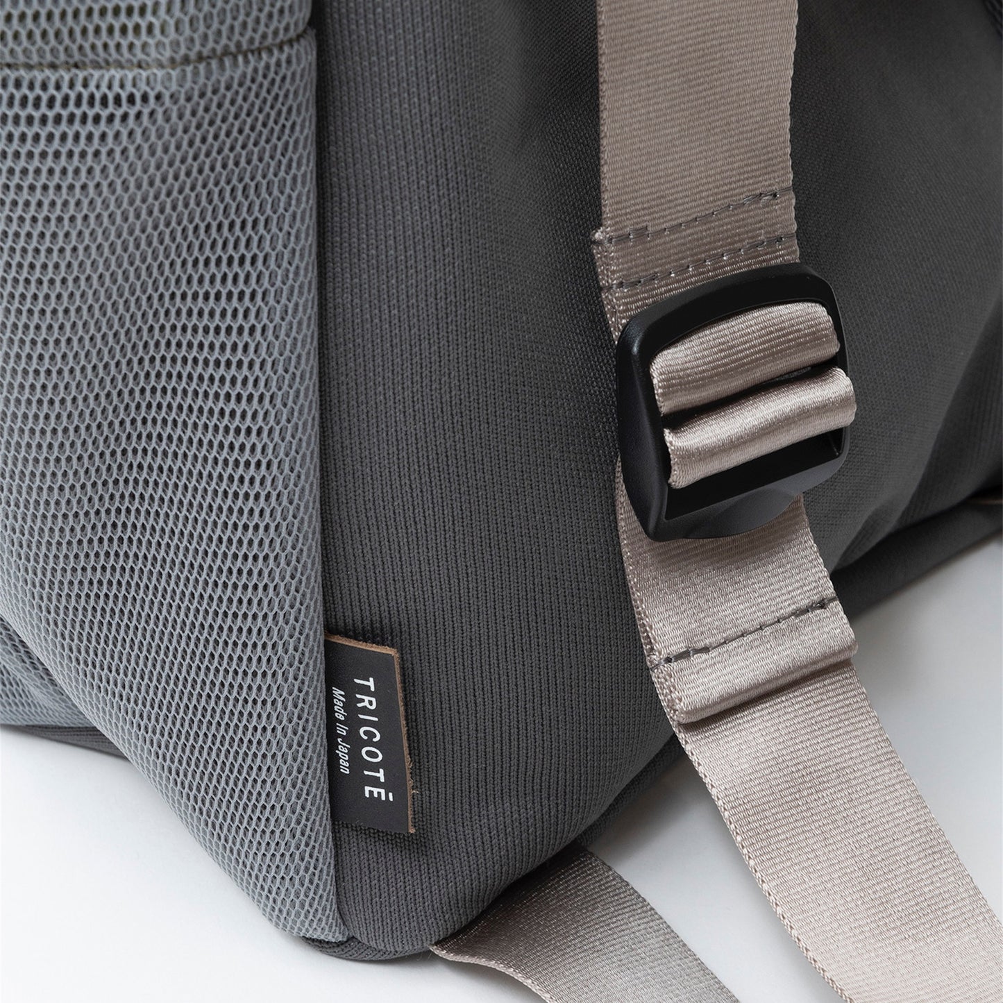 【TRICOTE】POCKET MESH BACKPACK