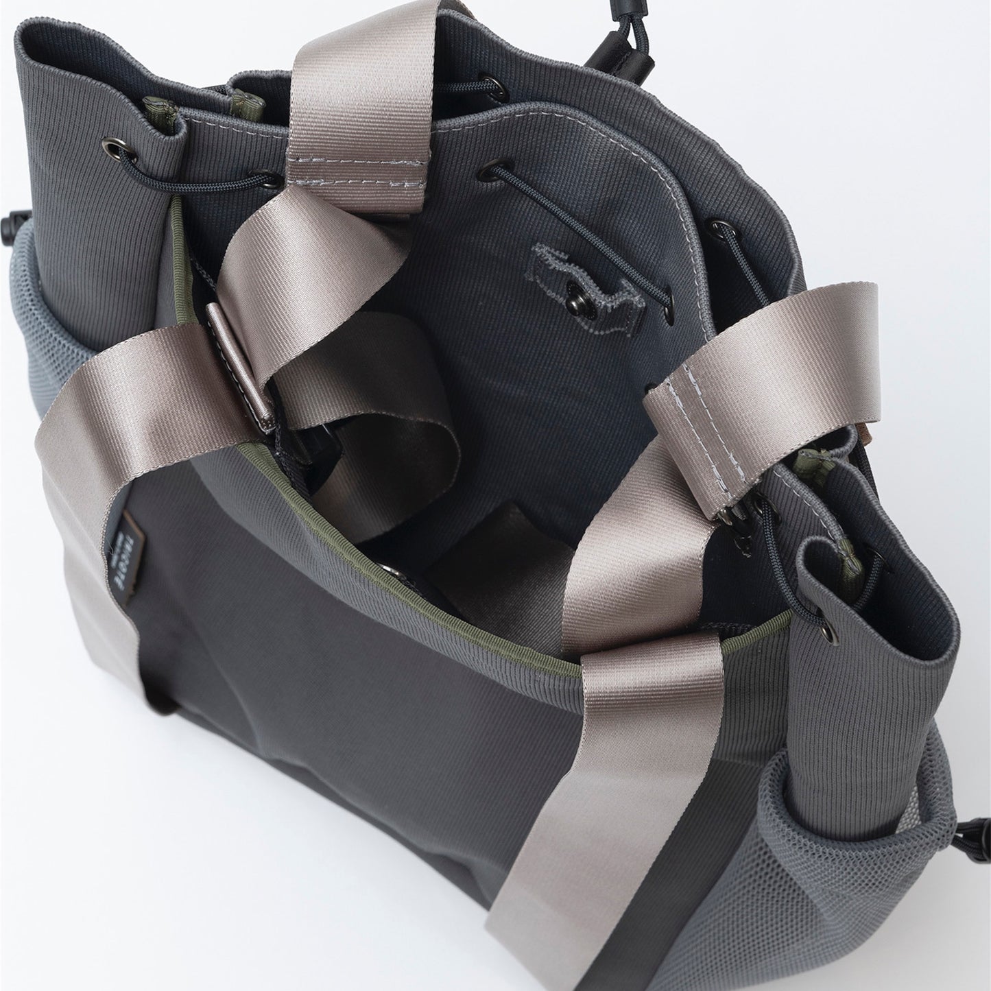 【TRICOTE】POCKET MESH BACKPACK