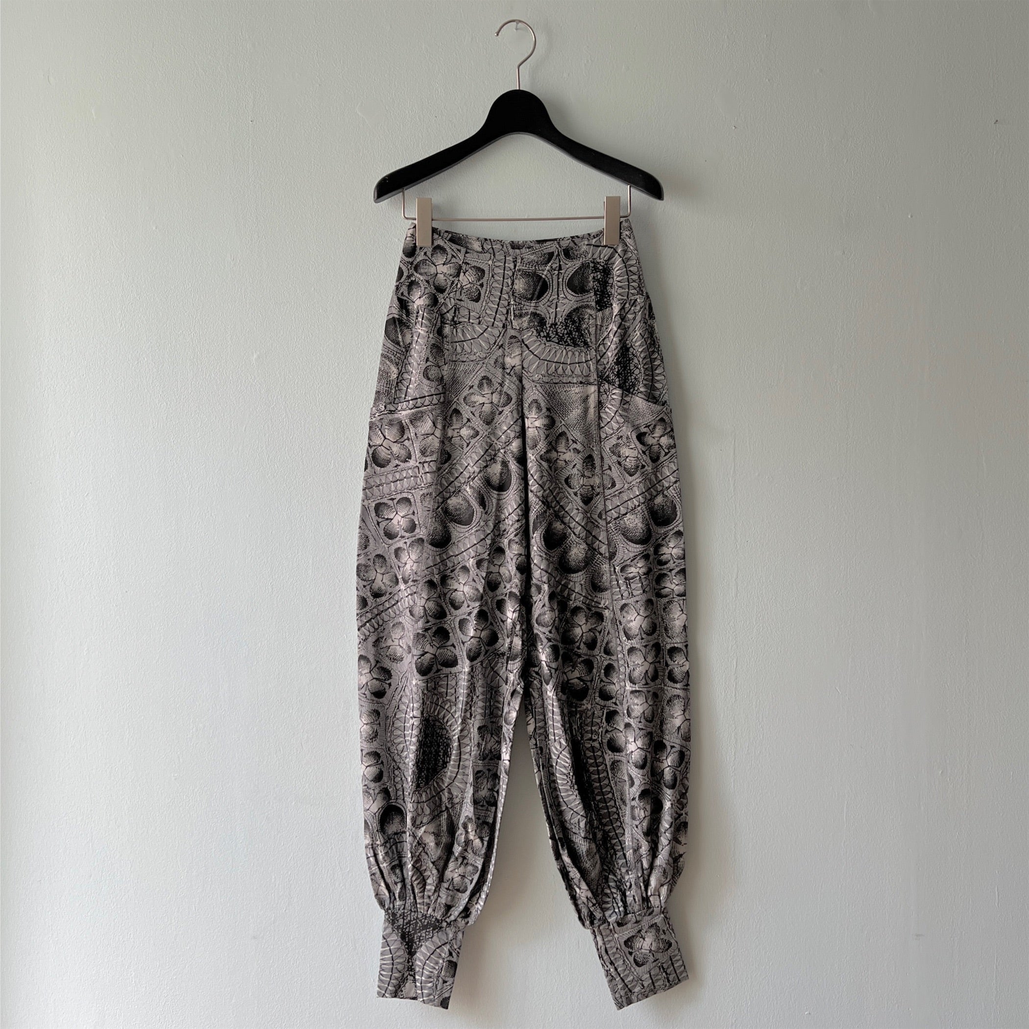 juana de arco ホアナデアルコ　アラジンパンツ Juana de Arco】アラジンパンツ（切り替えポケット付き） 25_7