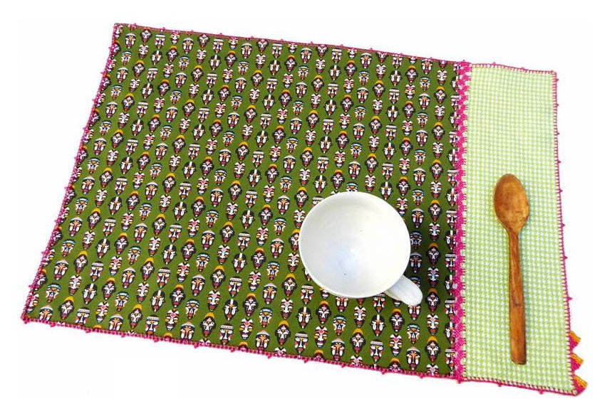 【Leo Atlante】刺繍パッチワークプレースマットmasks+houndstooth_kaki