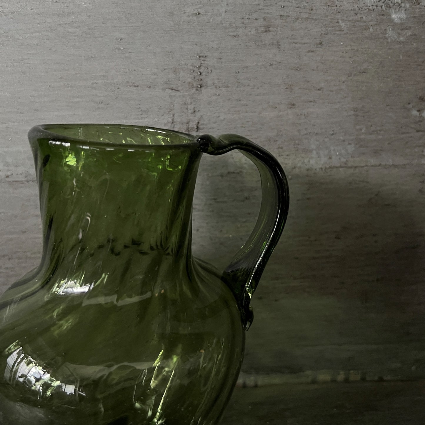 【La Soufflerie】フラワーベース Urceus Vert Fume