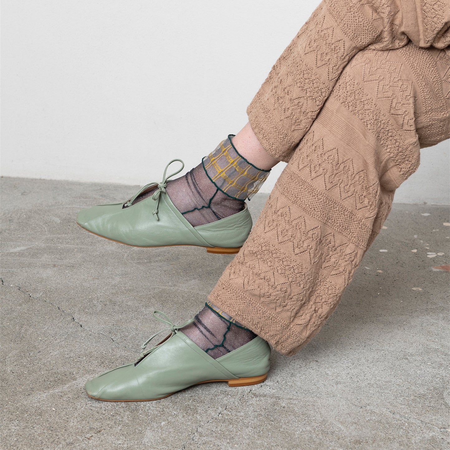 【TRICOTE】CHECK TULLE SOCKS