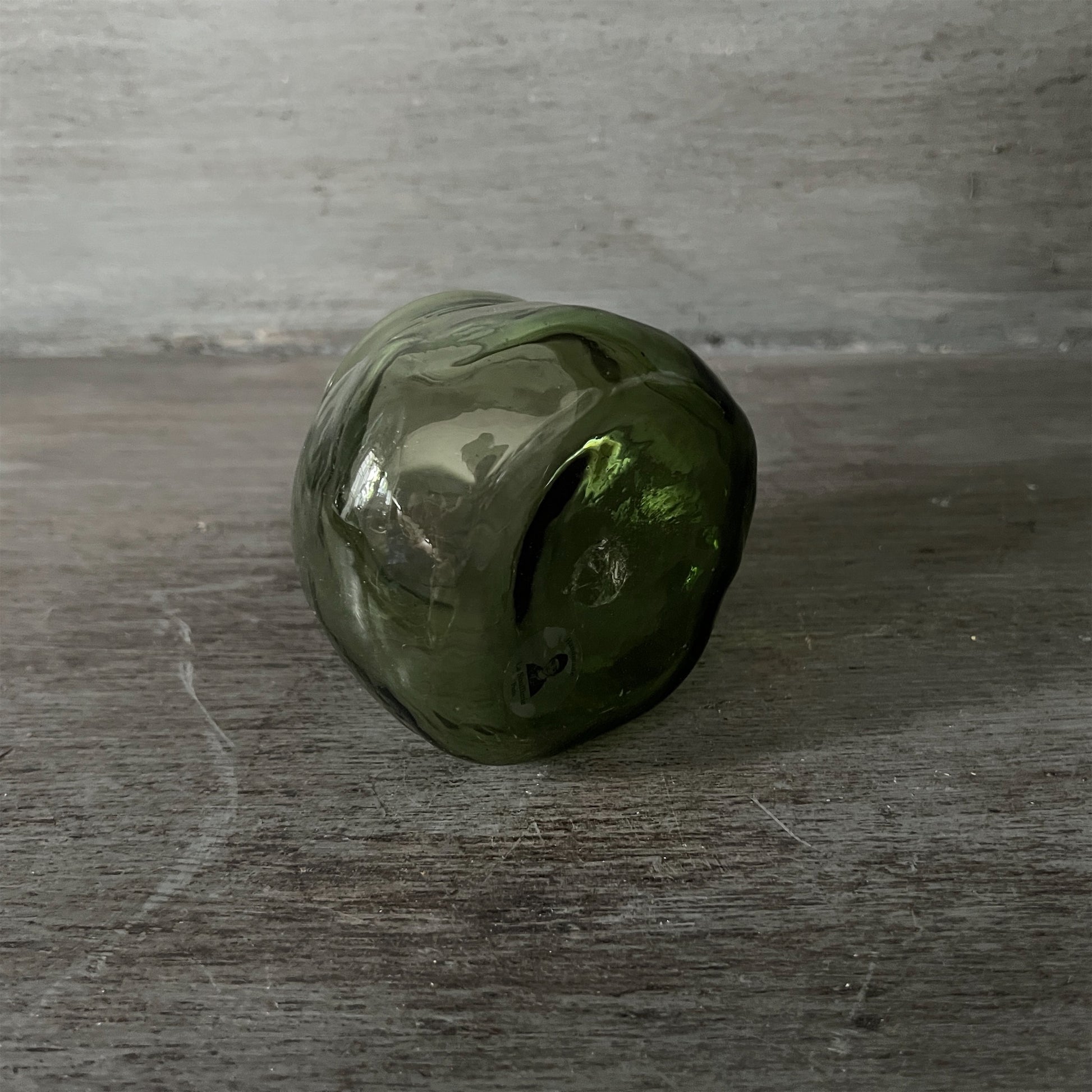 【La Soufflerie】グラス Rock Glass Vert Fume