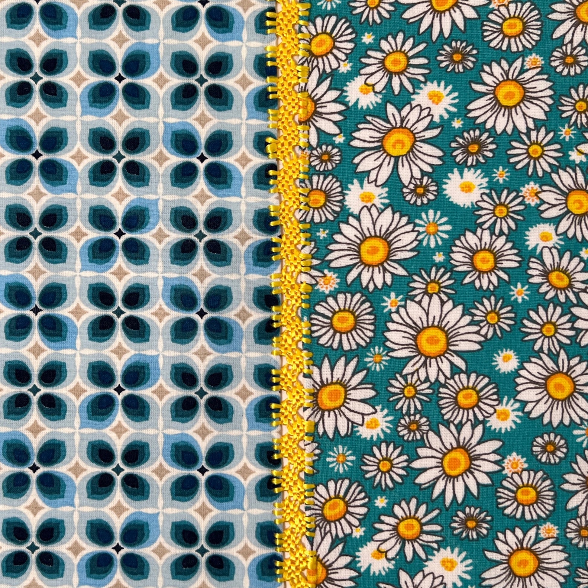 【Leo Atlante】刺繍パッチワークランチョンマット turquoise flower