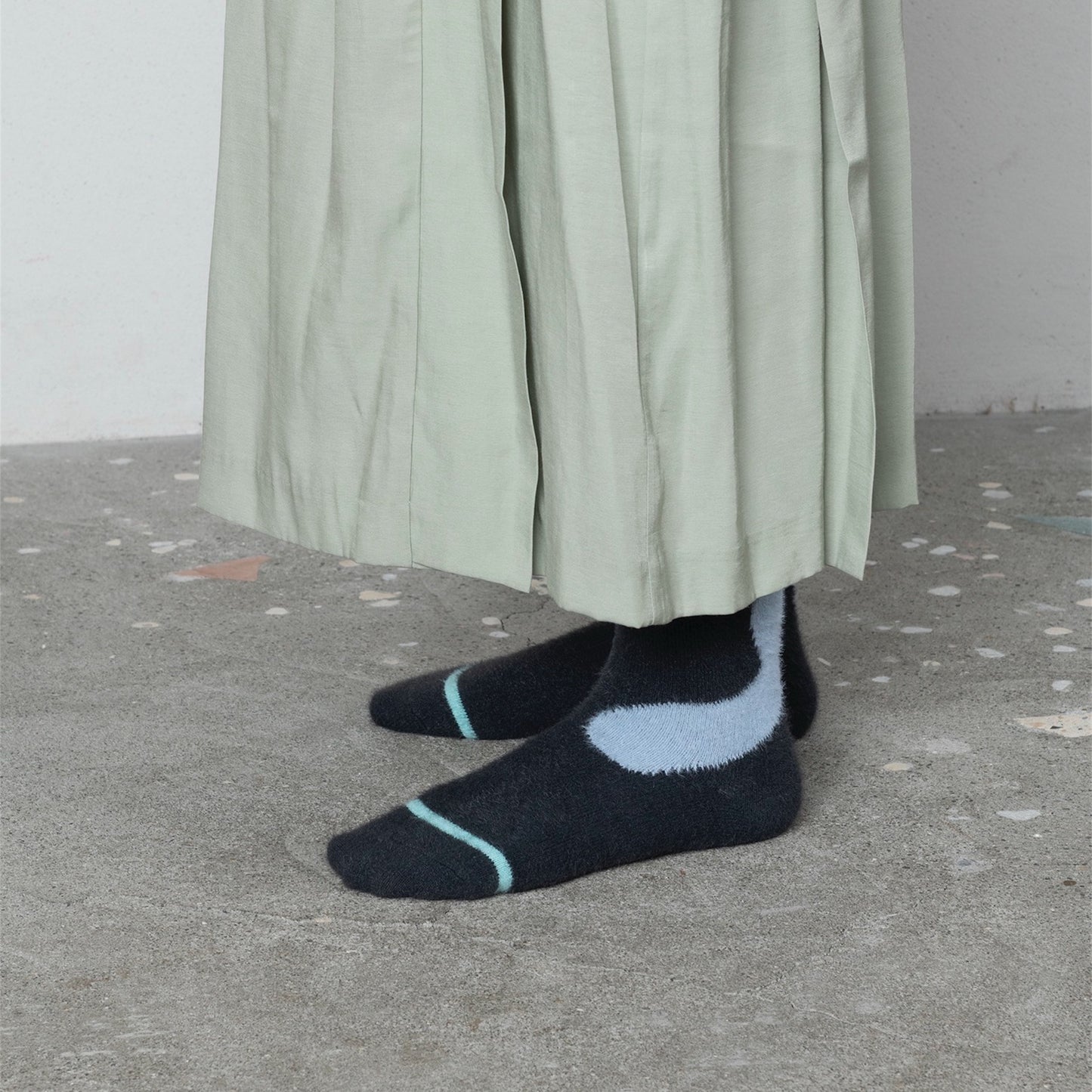 【TRICOTE】SHAGGY LINE SOCKS_252
