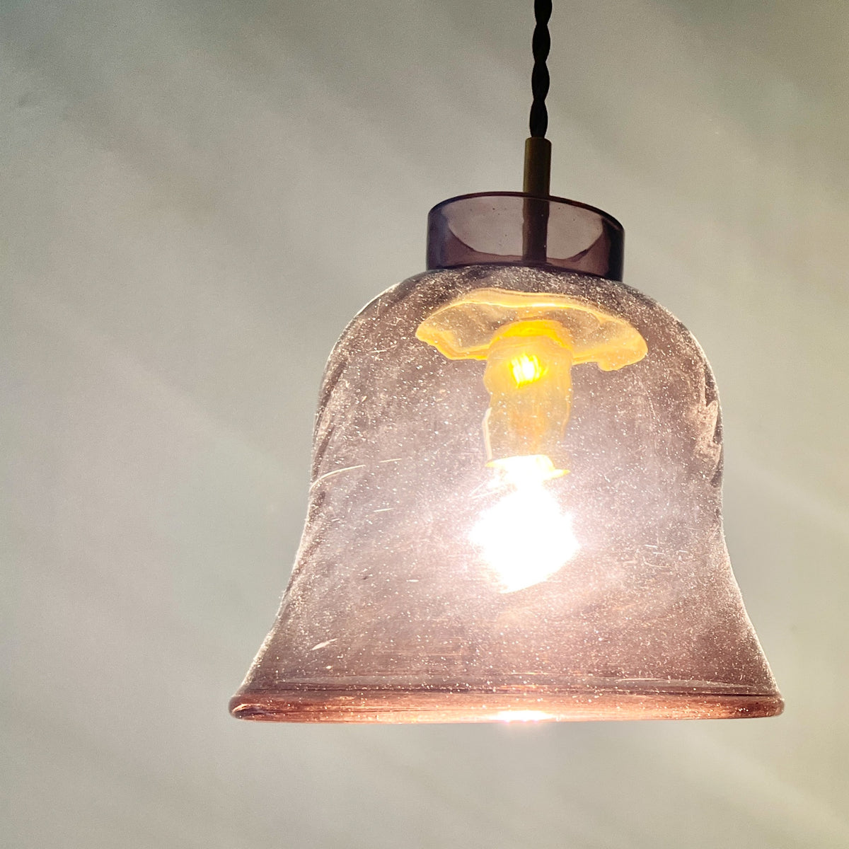 【La Soufflerie】ランプシェード Suspension Dome Framboise