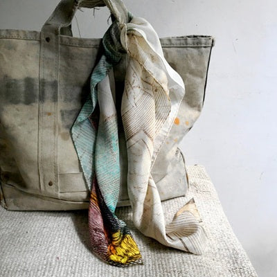 【JOHN DERIAN】シルクスカーフ Calm Cat Silk Scarf