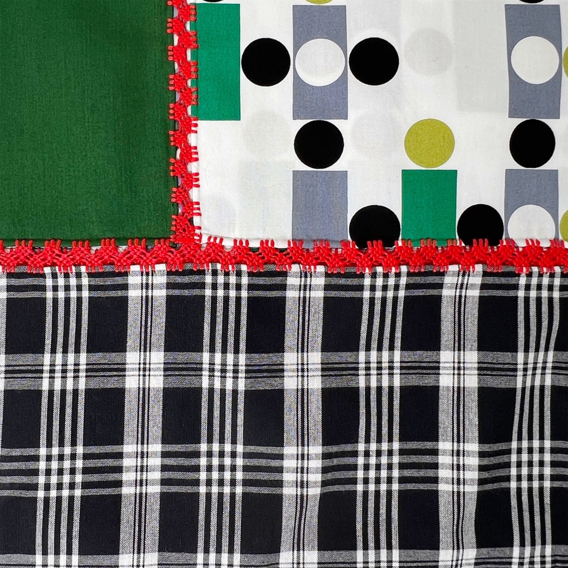 【Leo Atlante】刺繍パッチワークテーブルクロス_green