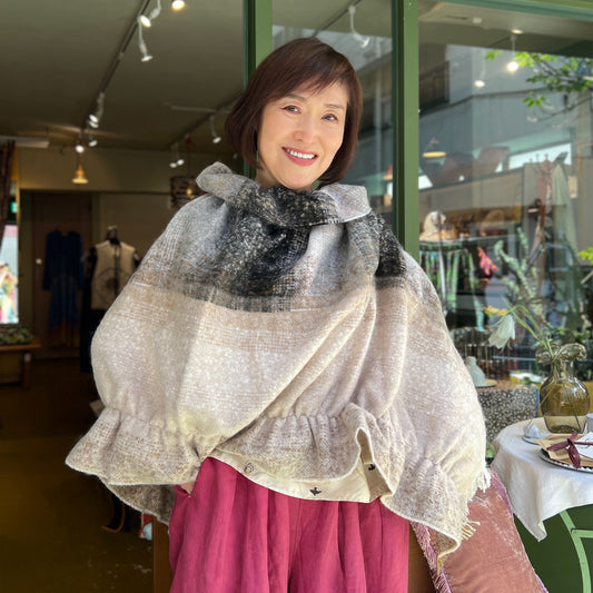 【Sayoko.M】cape shirring L01 beige