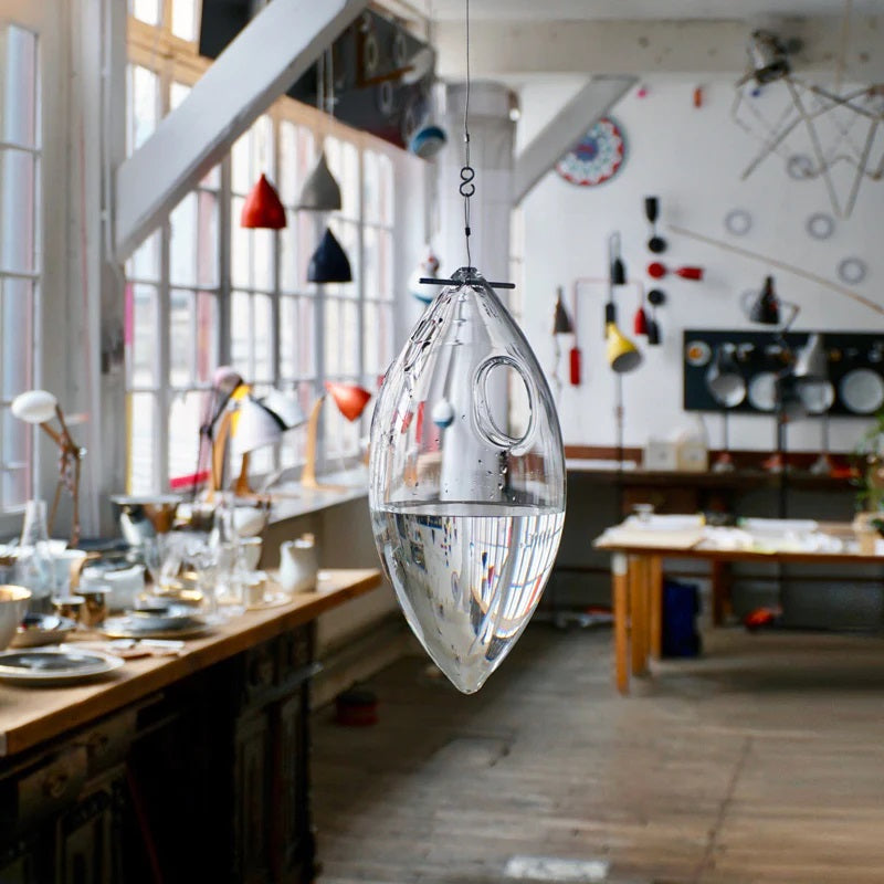 【Tse & Tse associees】"なまけもの"のフラワーベース WINDFALL HANGING VASE