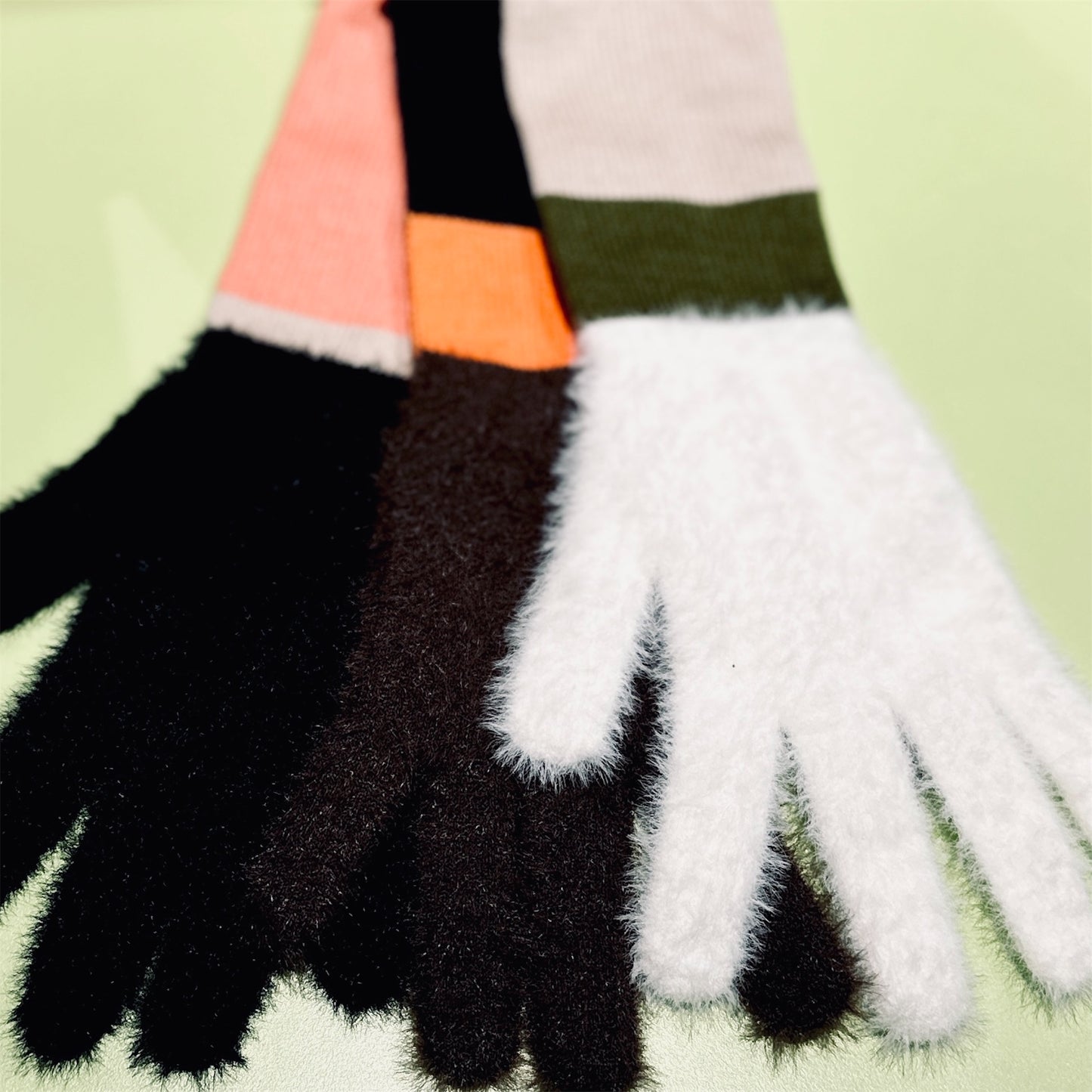 【Tricote】アシンメトリーグローブ BLACK
