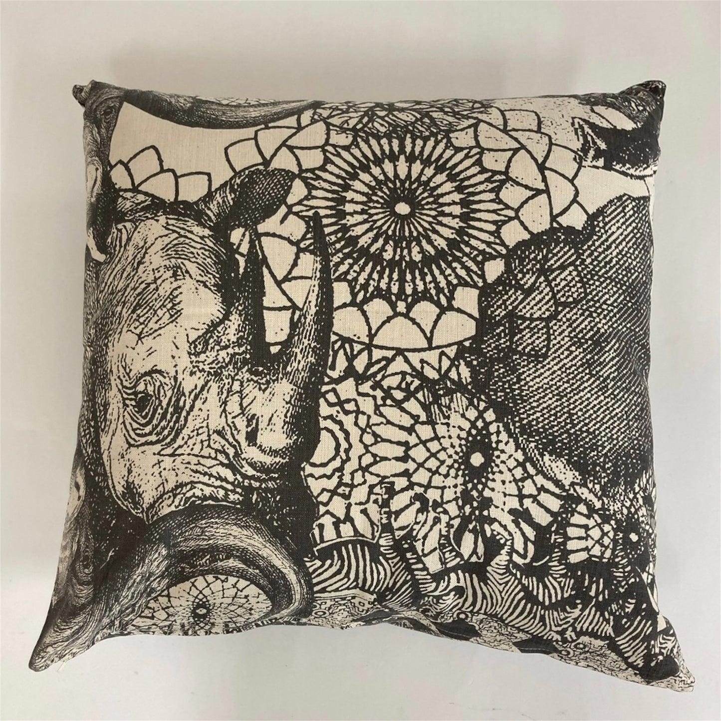 CUSHION HAND PRINTED ANIMALS / クッション アニマル