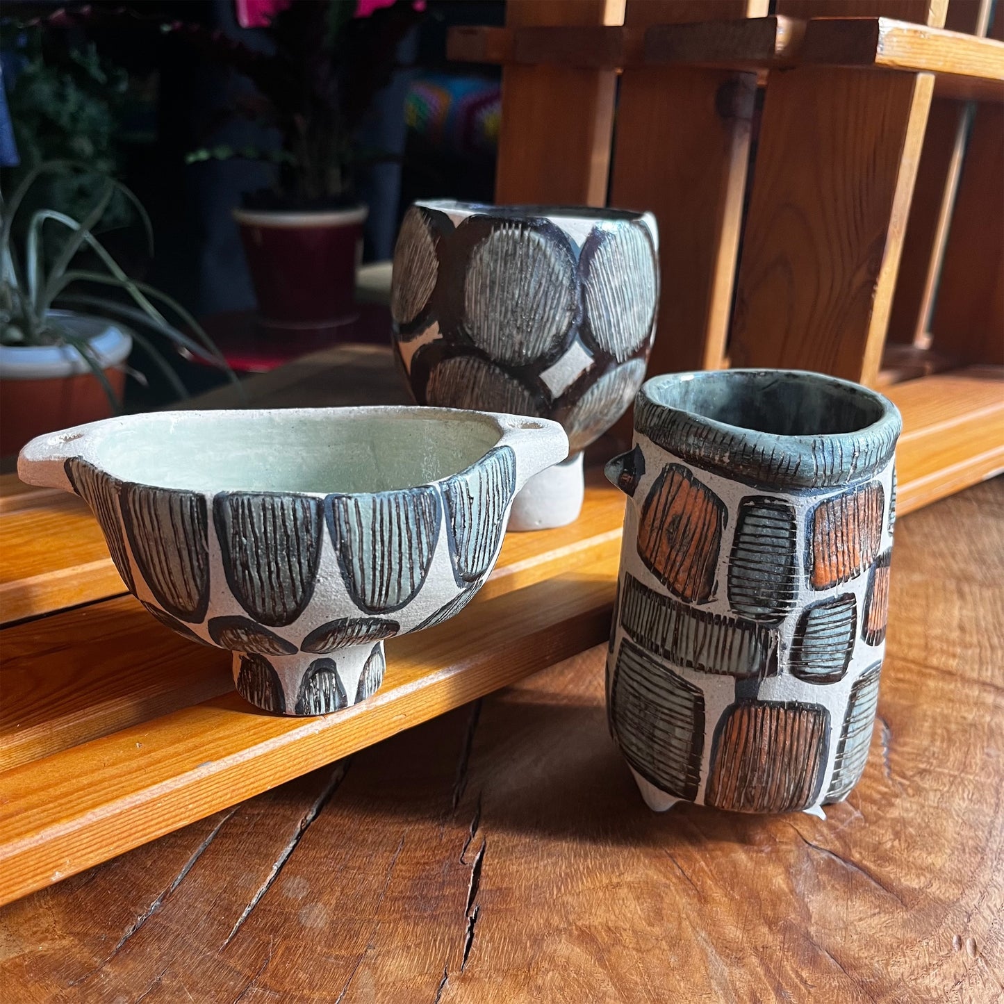 【マルト・デムランセレクト】茶色い丸の足つきカップ