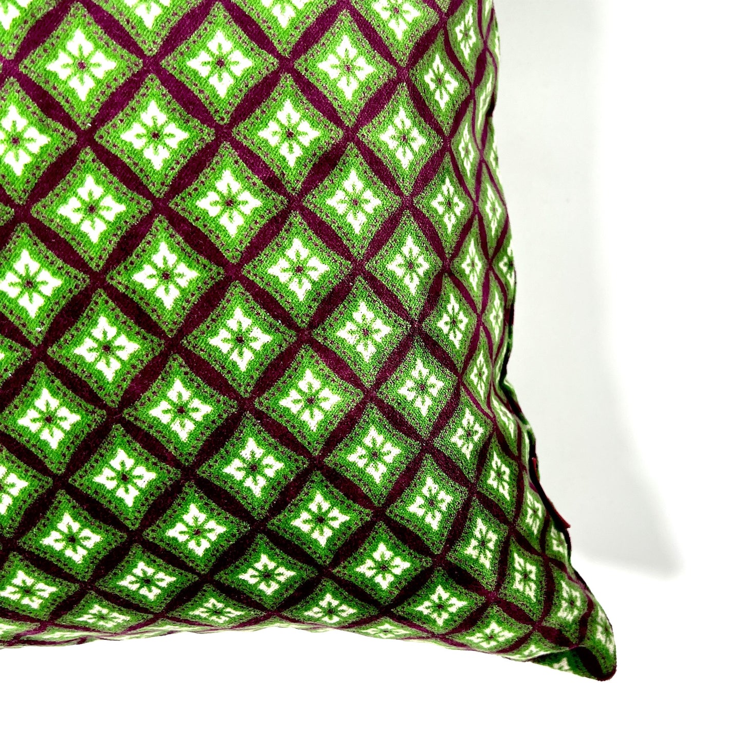 Cushion selected by Marthe / 幾何学模様のクッション