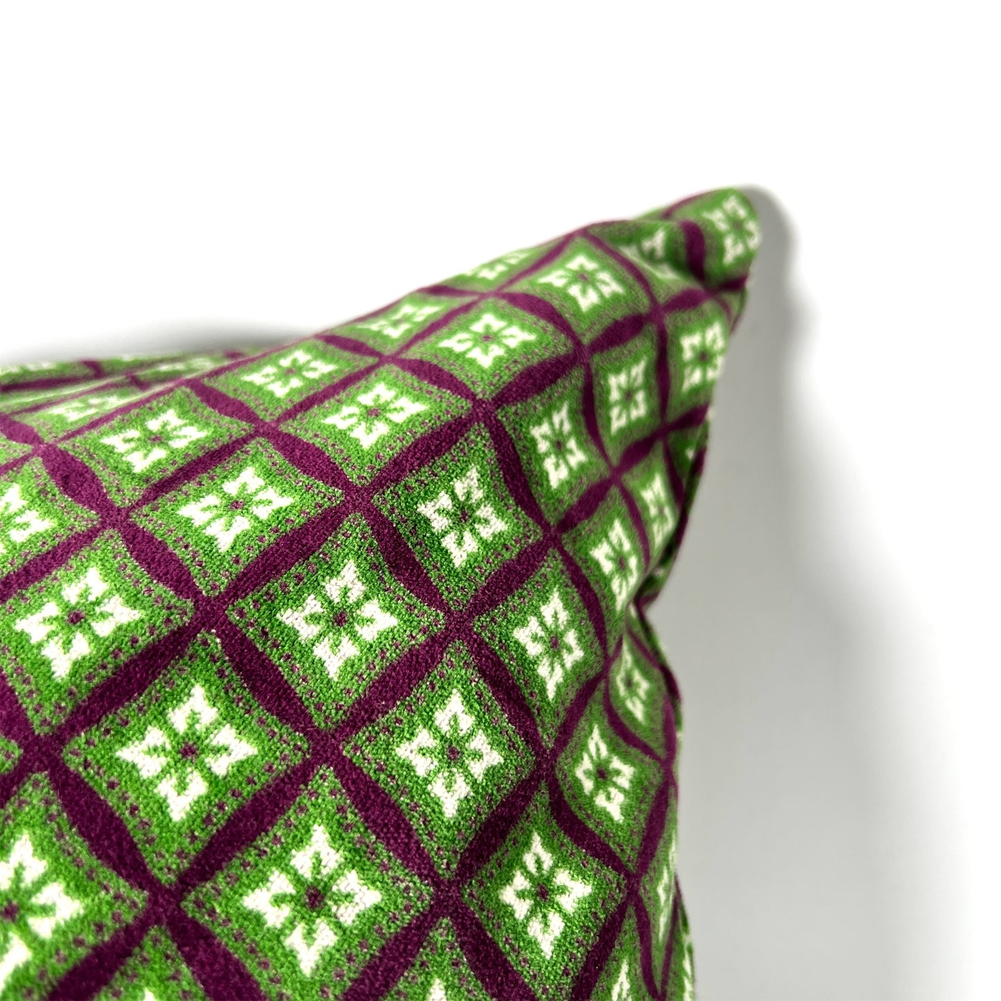 Cushion selected by Marthe / 幾何学模様のクッション