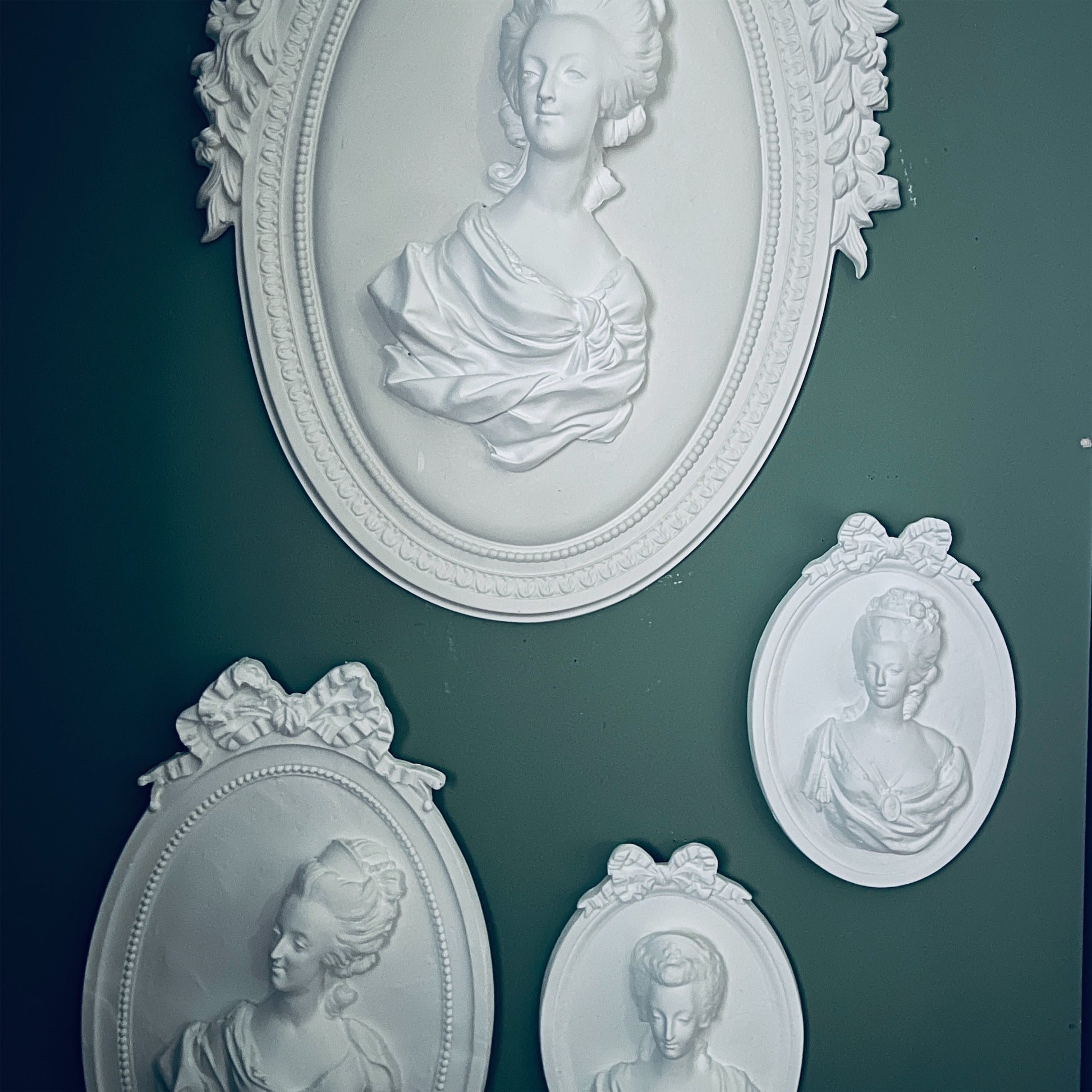 【matsunoichi】マリーアントワネット壁掛け 1