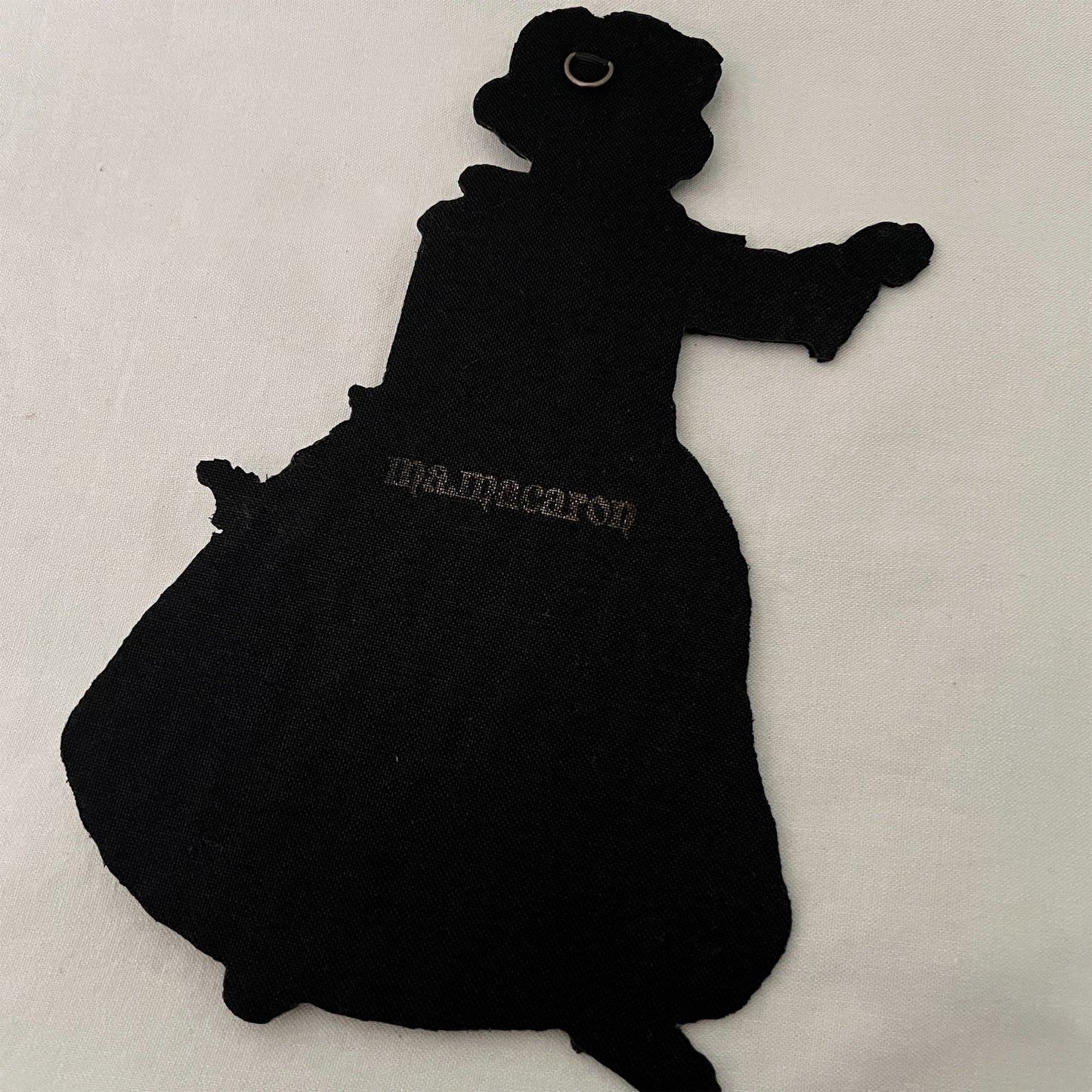 【ma.macaron】帽子を持った少年