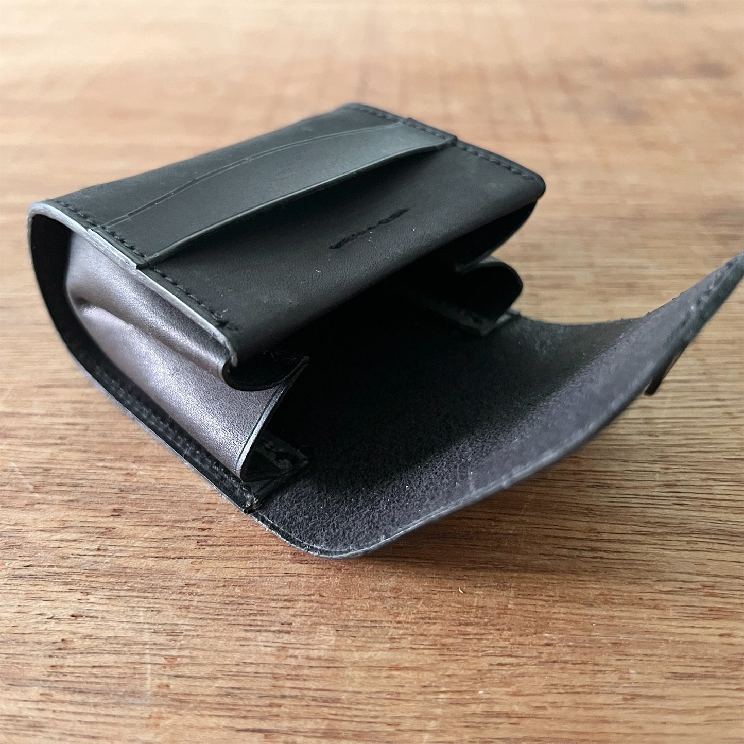 【DWARFMADE】earphone case BLACK