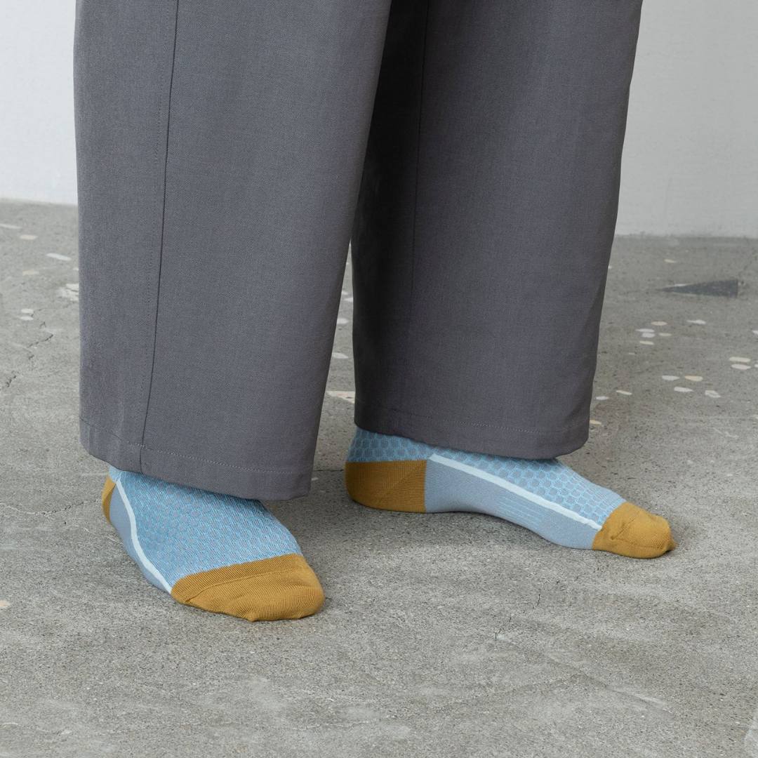 【TRICOTE】BUMPY FRILLED RIM DOT PATTERN SOCKS