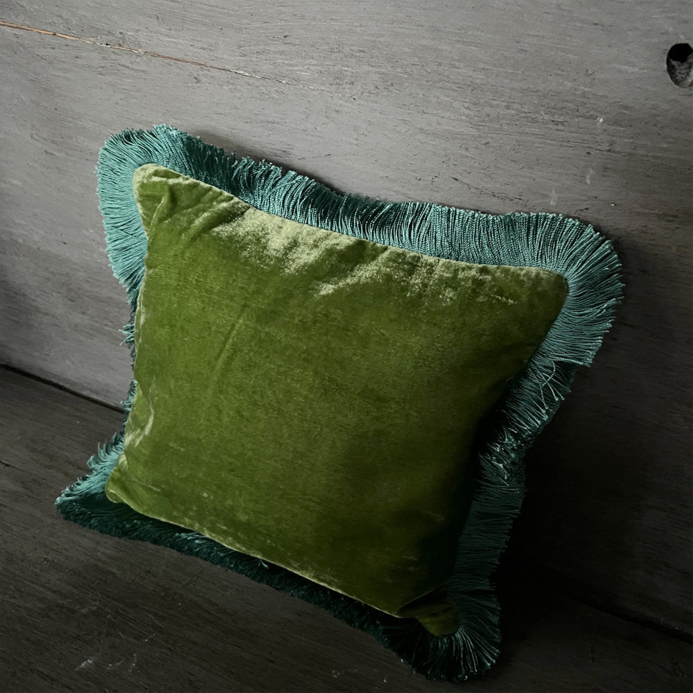 【Anke Drechsel】シルクベルベット クッションカバーPlain Blue Fringe Emerald cushion 30x30