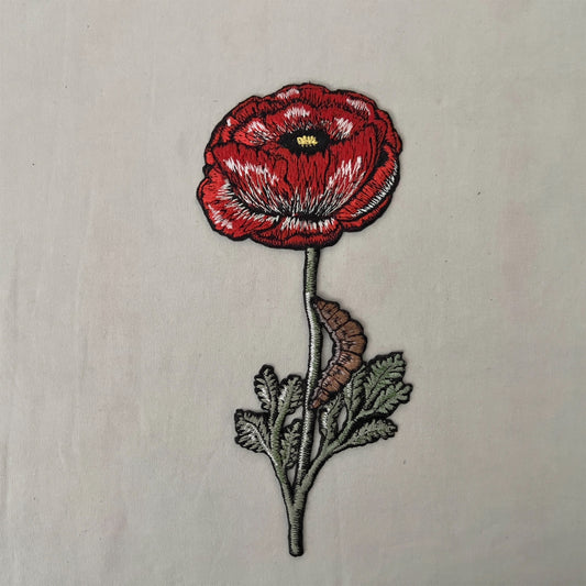 【ma.macaron】赤い花といもむし