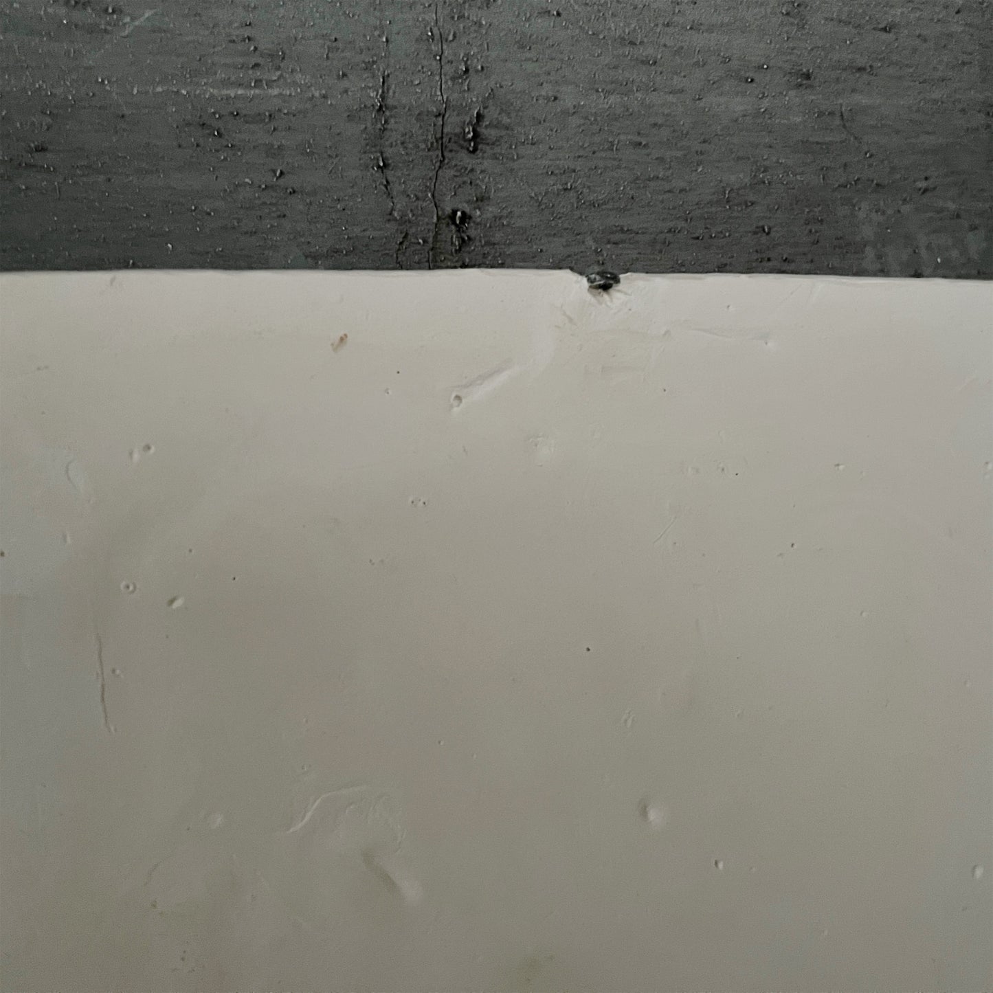 【La Soufflerie】石膏レリーフ Baby With Pillows