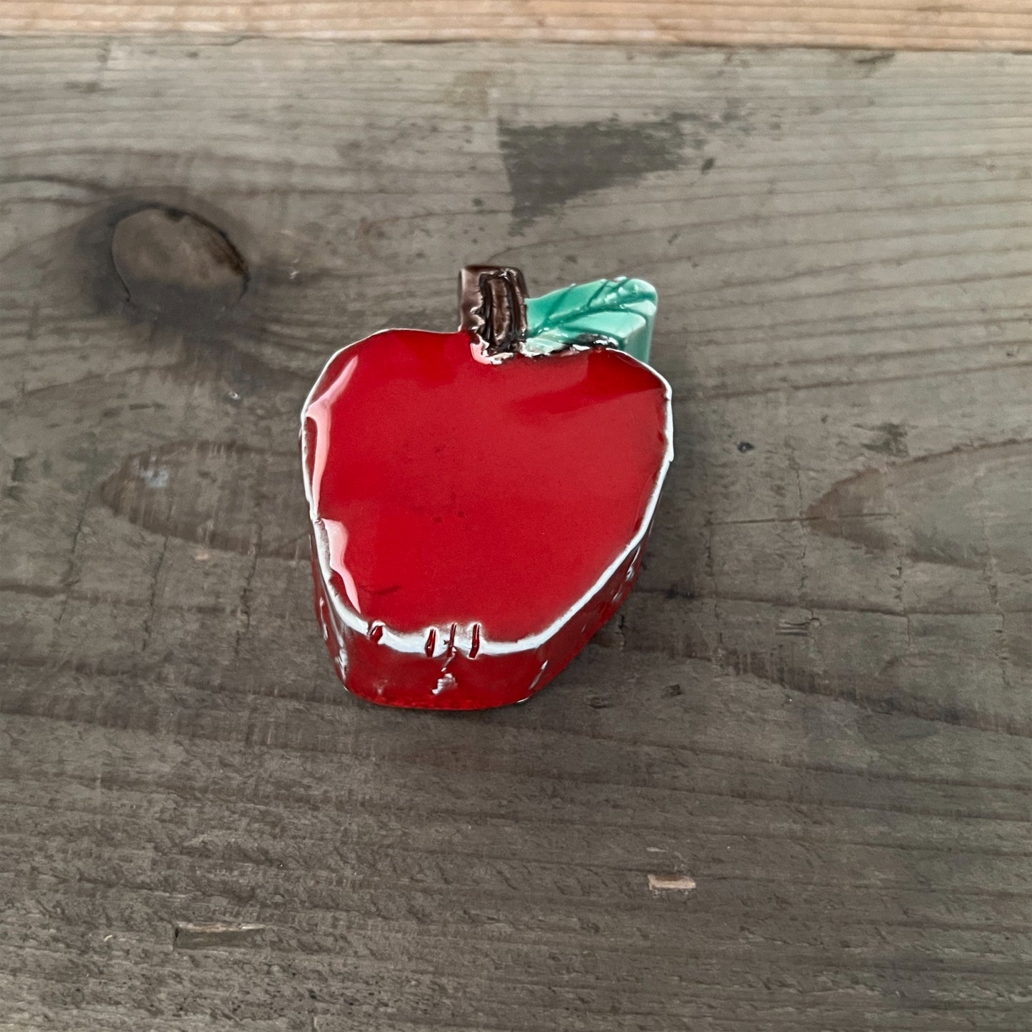 【MV% ceramics design】APPLE