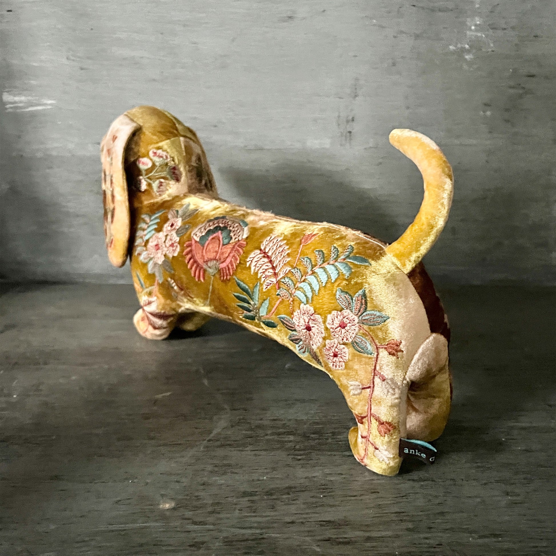 【Anke Drechsel】シルクベルベット Dachshund_Shaded Yellow