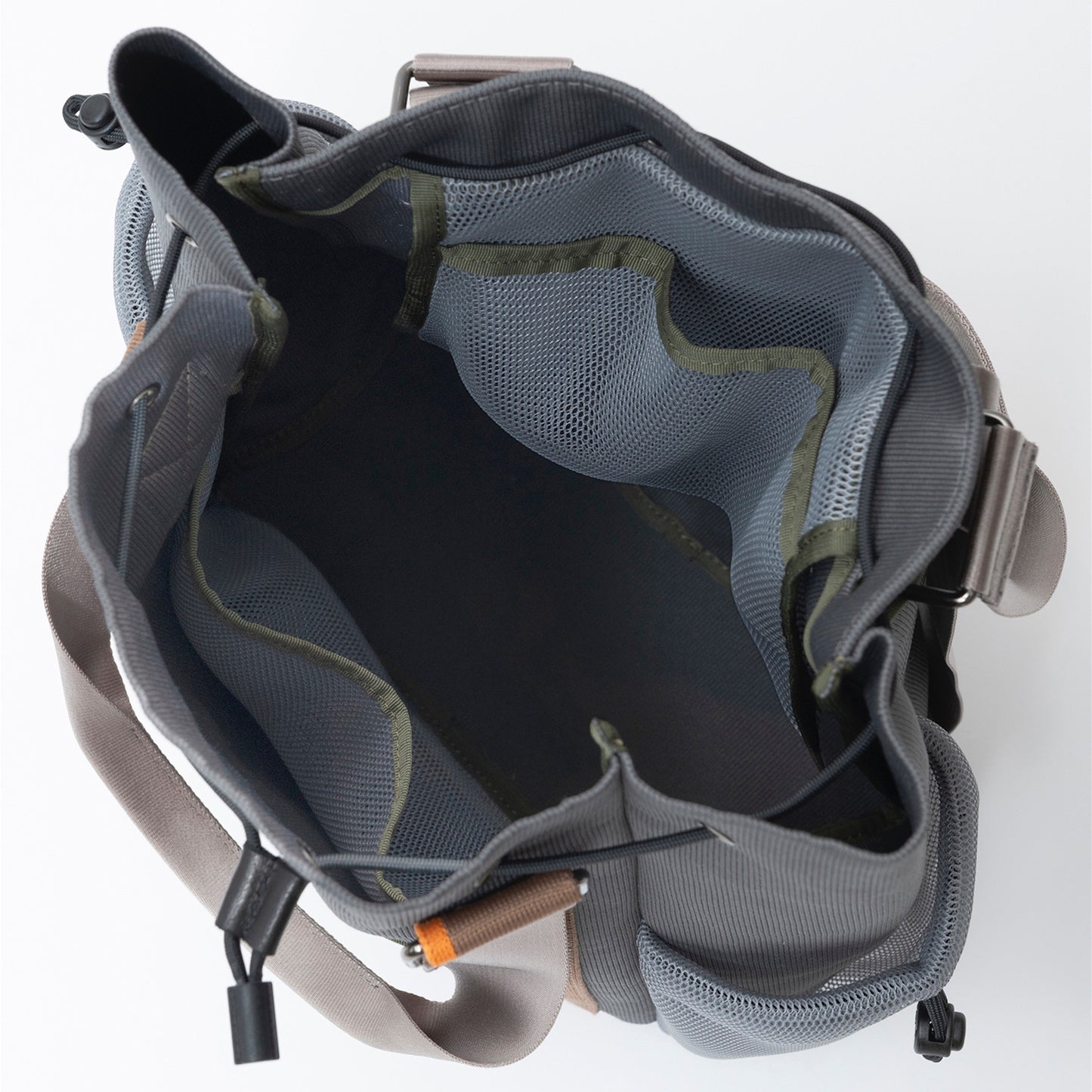 【TRICOTE】POCKET MESH BACKPACK