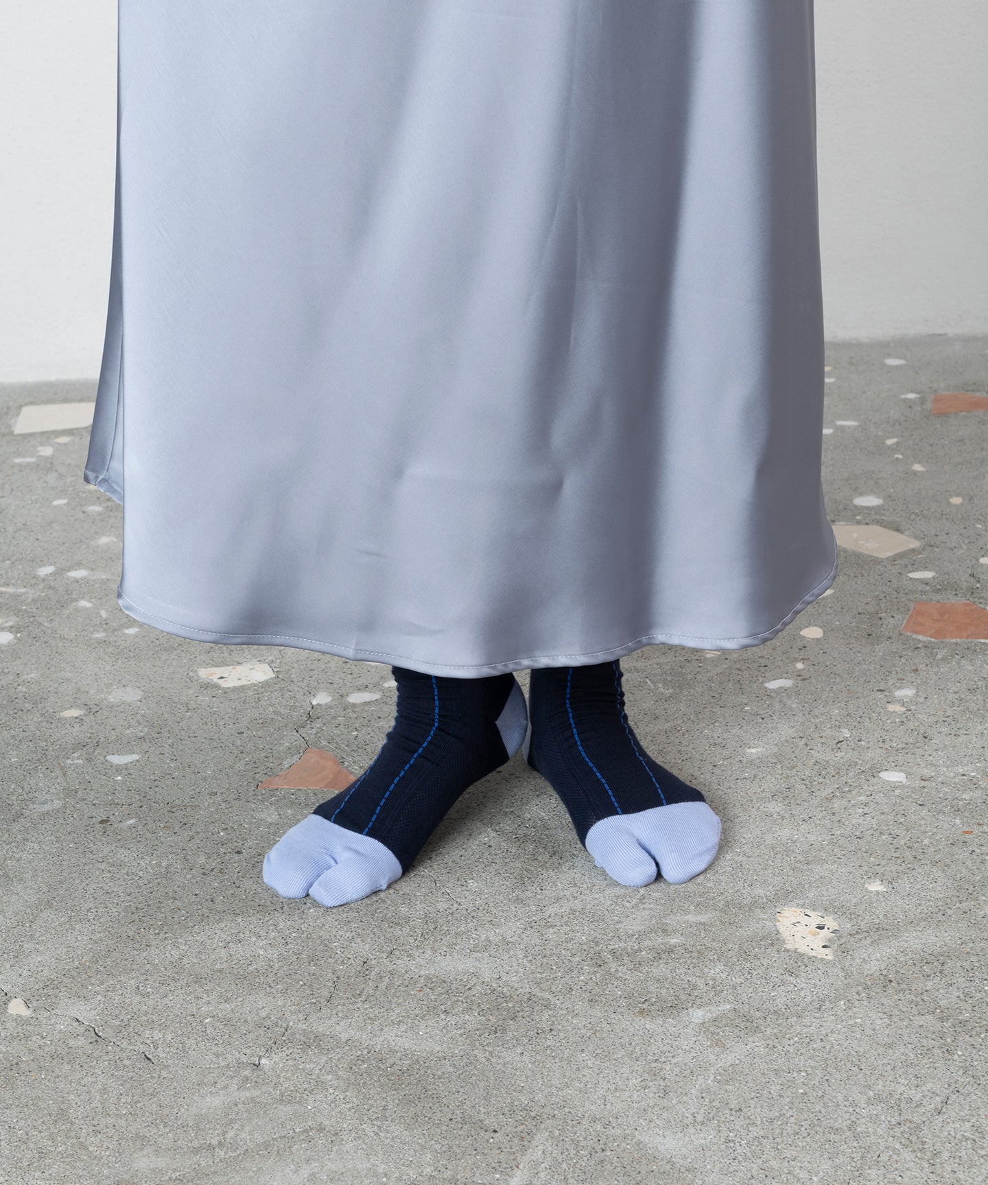 【TRICOTE】LACE PATTERN TABI SOCKS