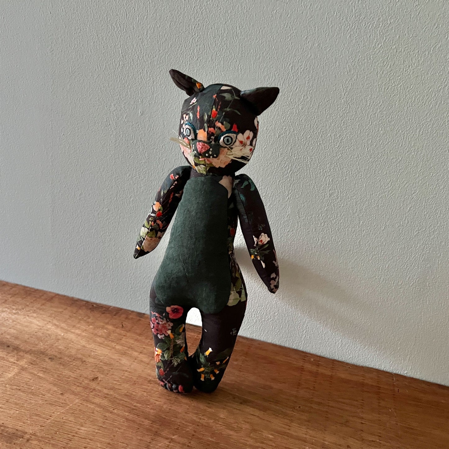 【AYUKO HAZU】Cat T 2