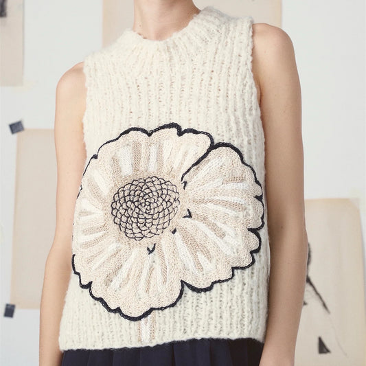 【mii】hand knitted hand embroidered jumper_offwhite