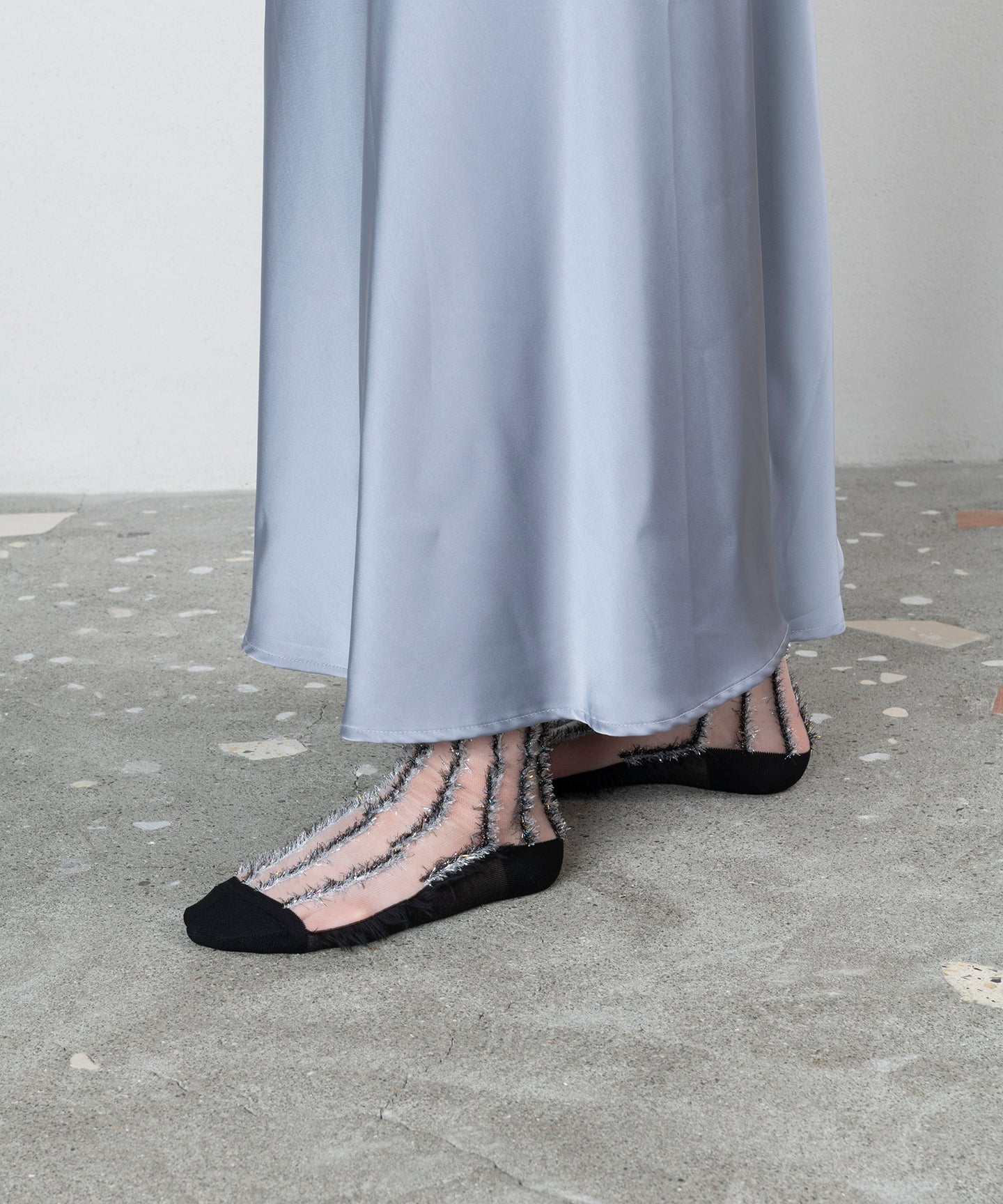 【TRICOTE】STRIPE LINED SHEER SOCKS