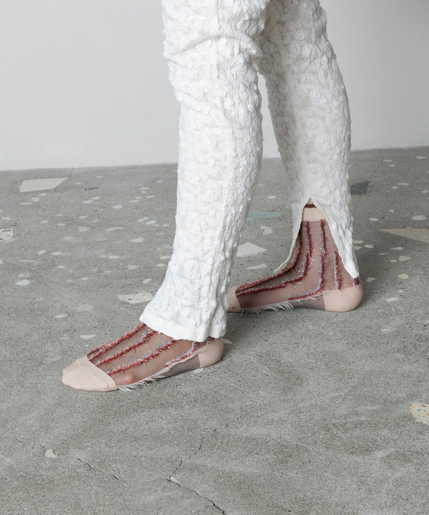 【TRICOTE】STRIPE LINED SHEER SOCKS