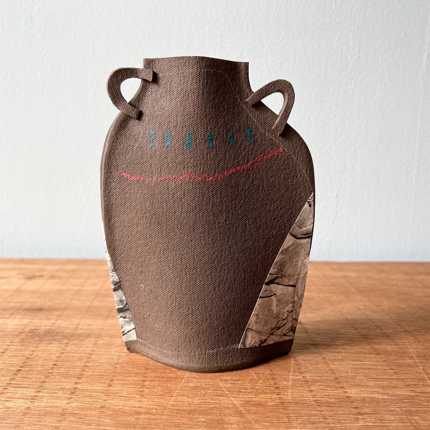 【Alison Owen】collage vase 1