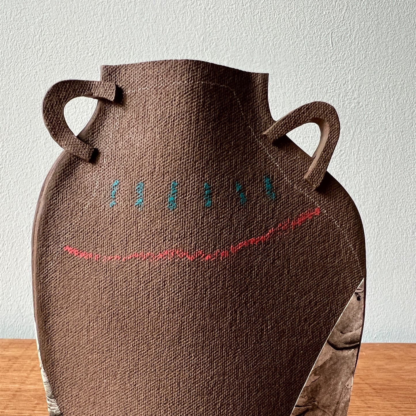 【Alison Owen】collage vase 1