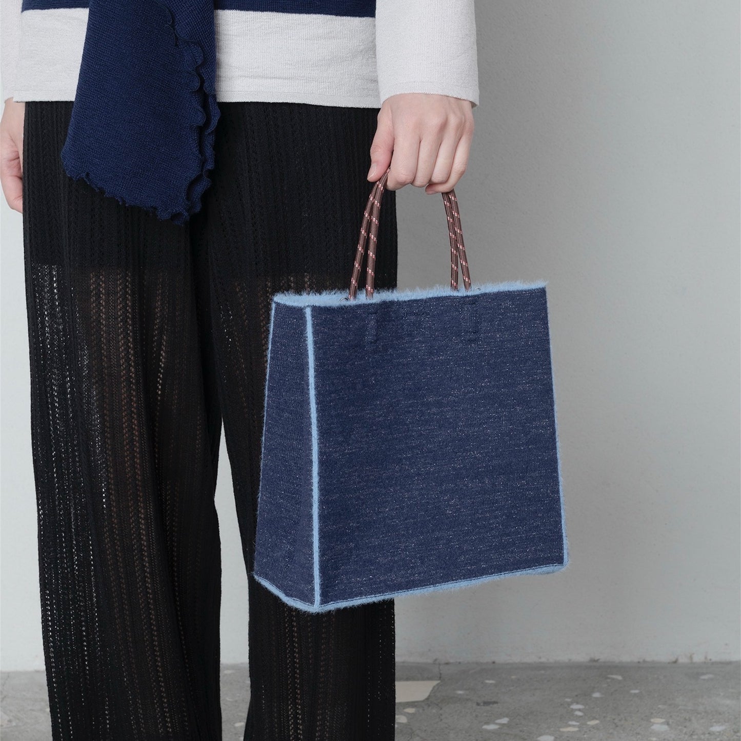 【TRICOTE】SHAGGY GLITTERS PAPER KNIT BAG