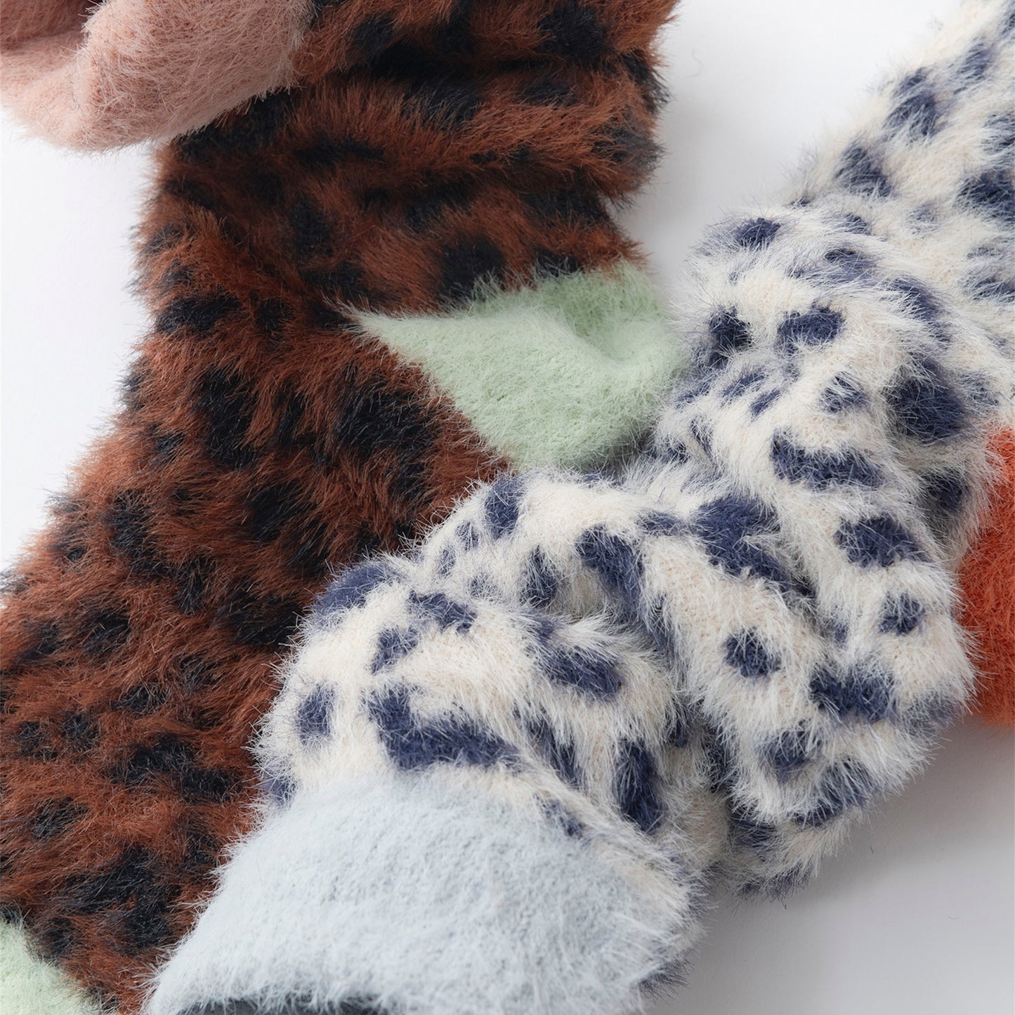 【TRICOTE】LEOPARD PATTERN ROOM SOCKS