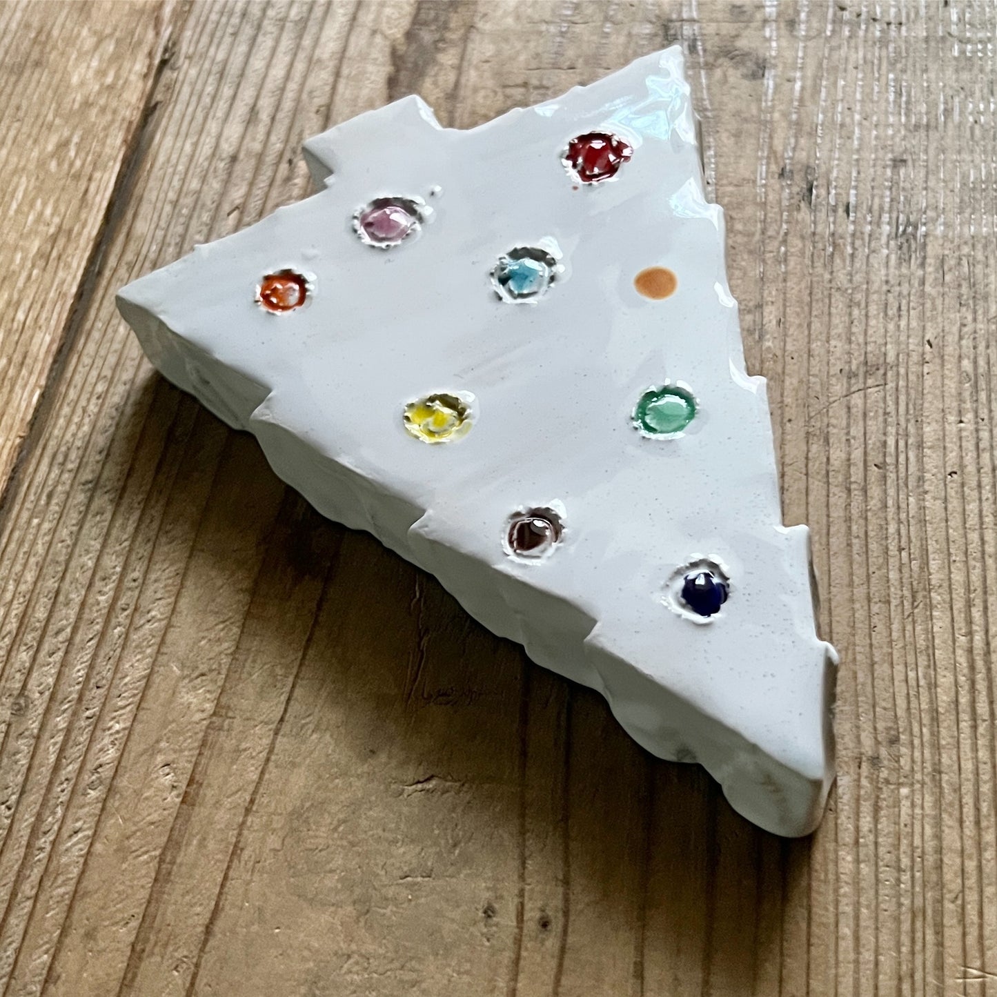 【MV% ceramics design】CHRISTMAS TREEES WHITE with dots