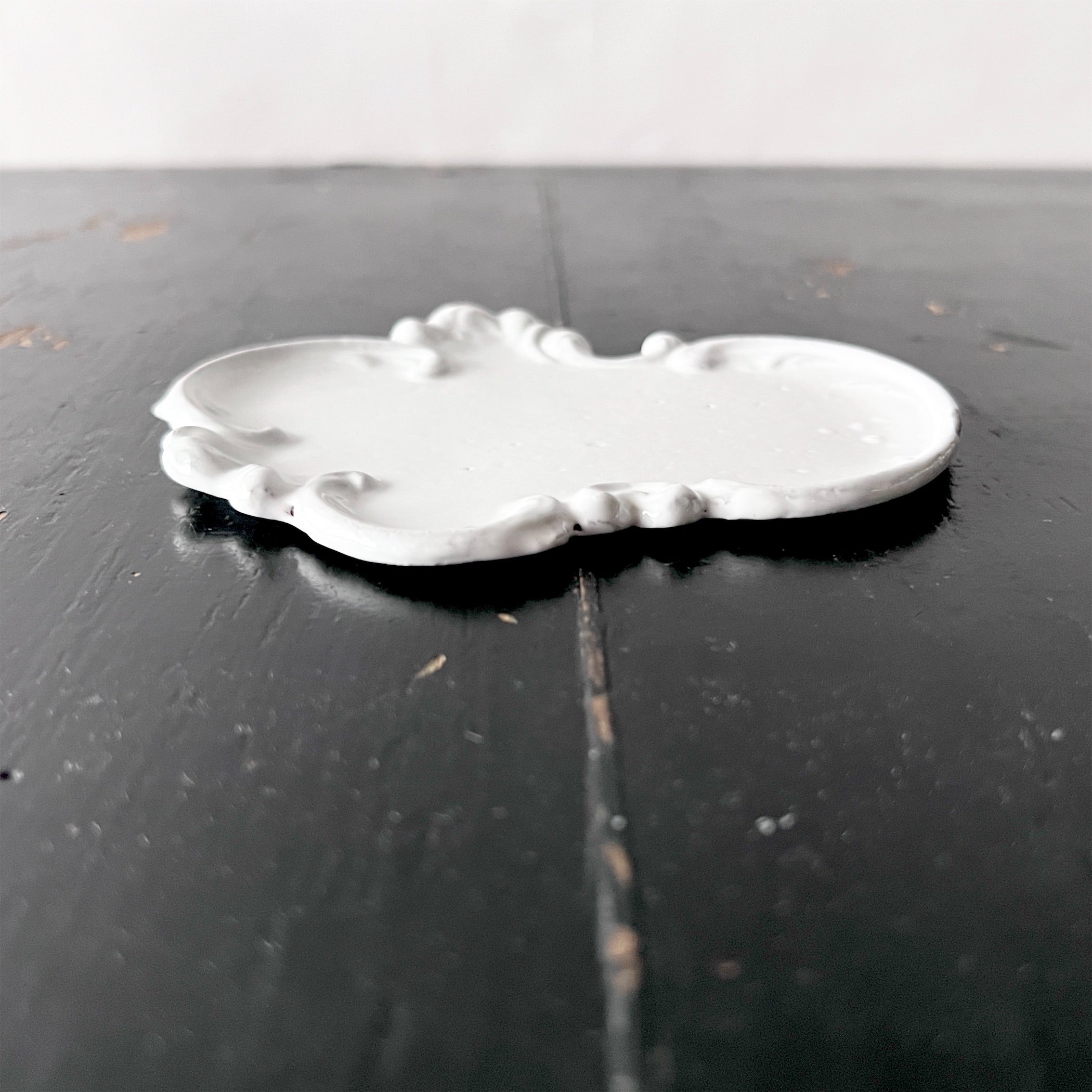 Astier de Villatte】Dolly Dish | フィールシーン / FEEL SEEN – FEELSEEN