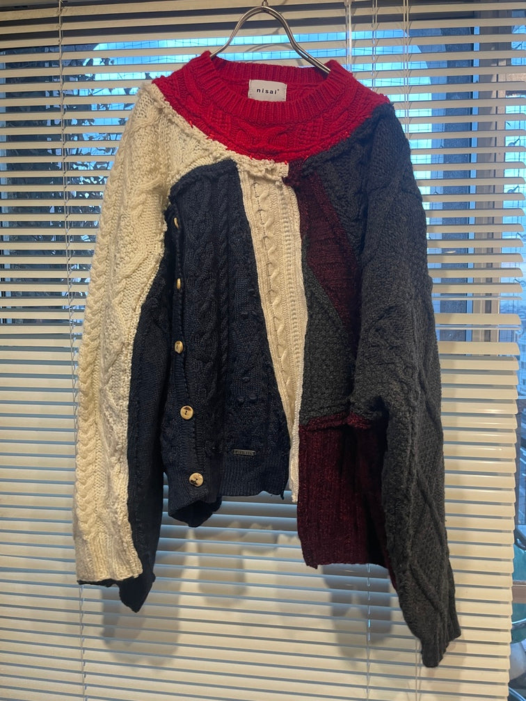 【nisai】赤白紺のニット