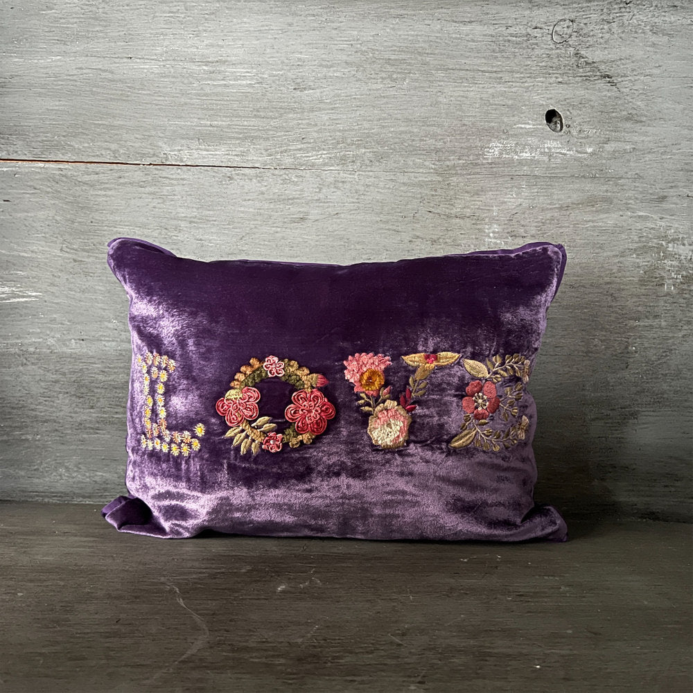 【Anke Drechsel】シルクベルベット クッションカバーLove Violet cushion 30x40