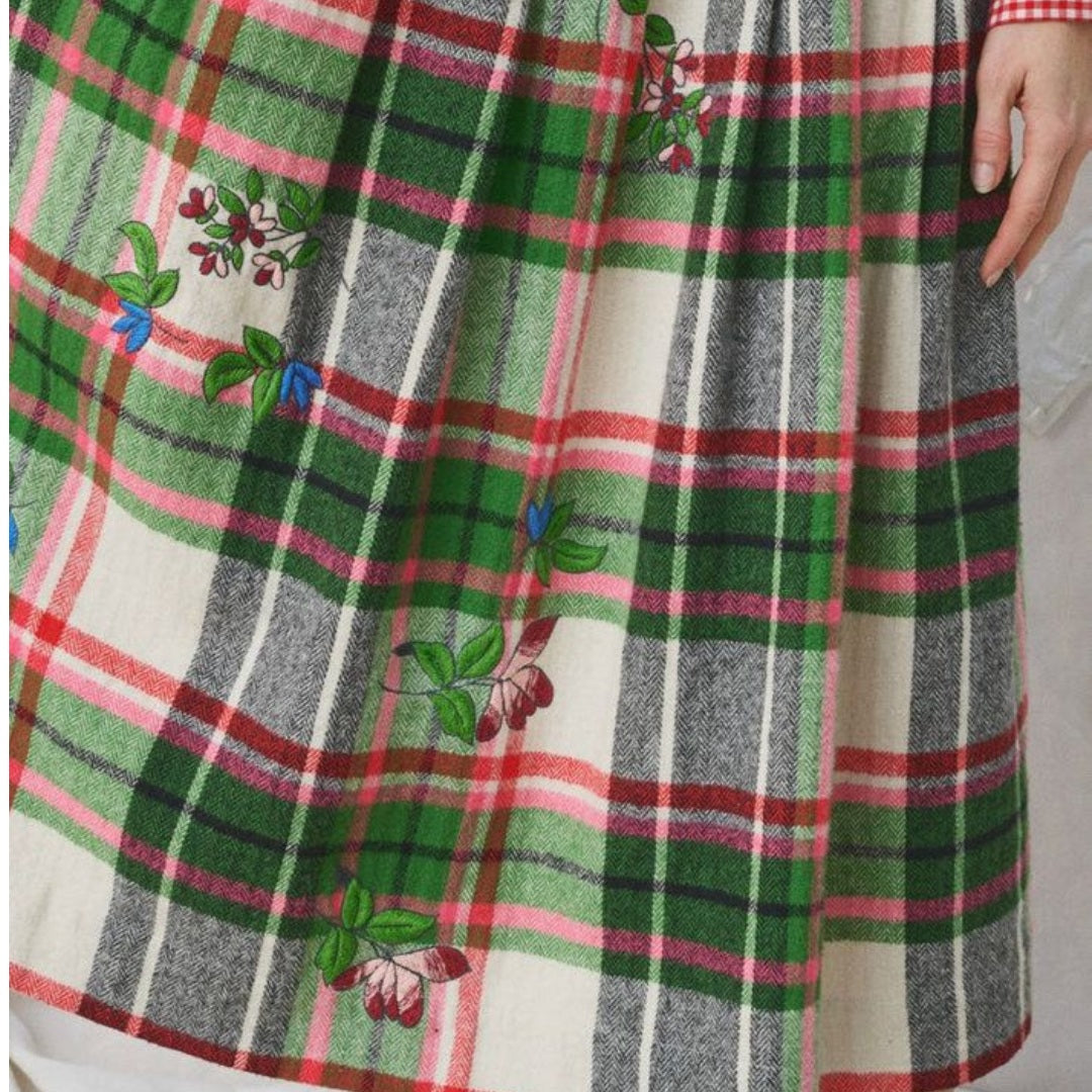 【Mii Collection】Hand Embroited Long Skirt #18