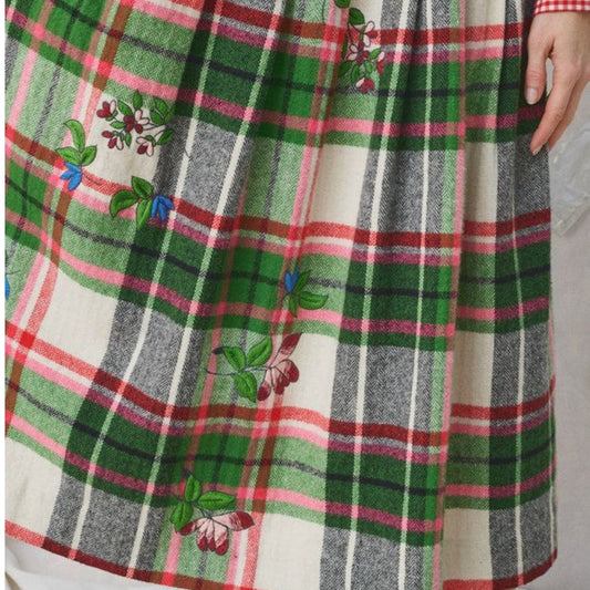 【Mii Collection】Hand Embroited Long Skirt #18