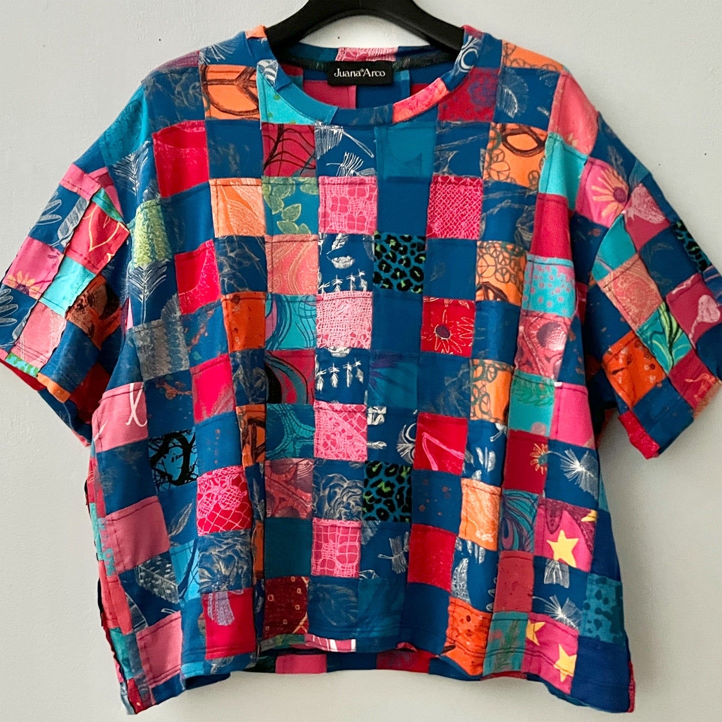 【Juana de Arco】FELIZ T SHIRT  26_2