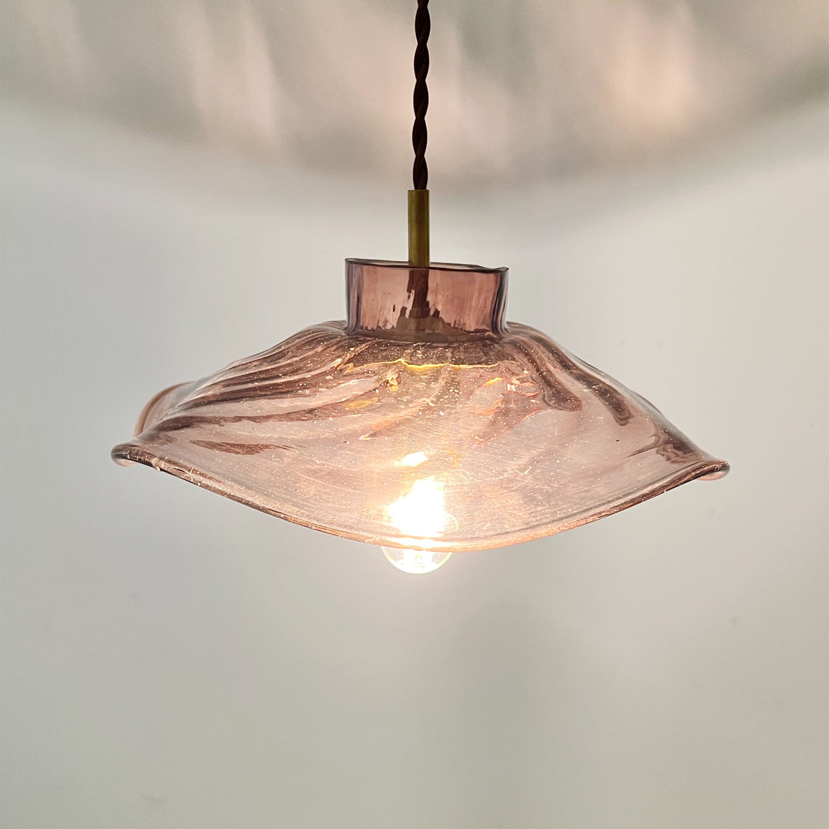 【La Soufflerie】ランプシェード Suspension Fleur Framboise