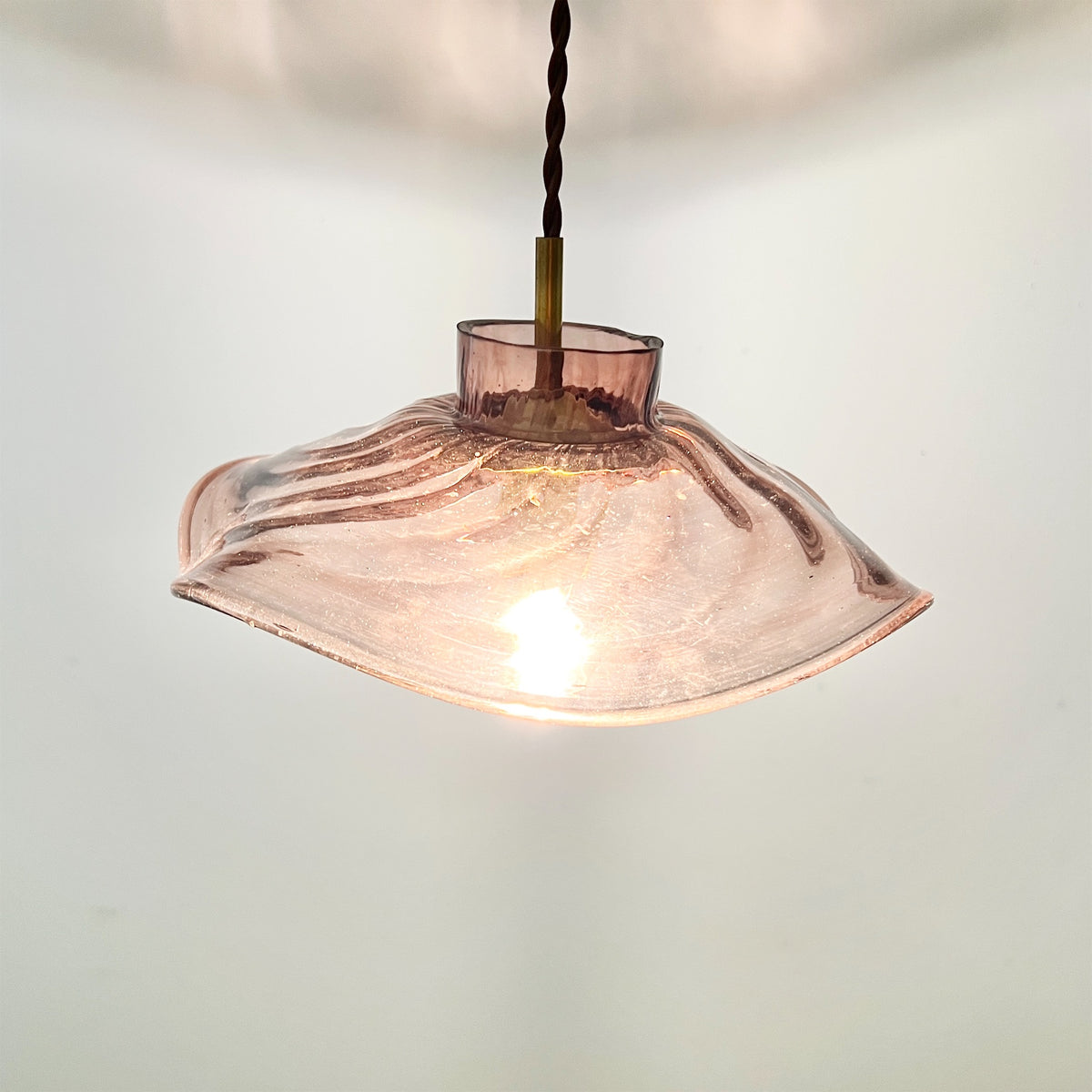 【La Soufflerie】ランプシェード Suspension Fleur Framboise
