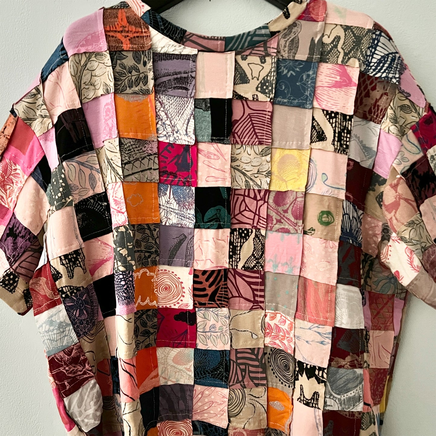 【Juana de Arco】FELIZ T SHIRT  26_3